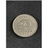 Image 2 : Lot of 1940s,50s and 60s Canadian Nickels