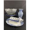 Image 2 : Lot of Vintage Dishes and Vase