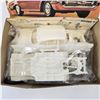 Image 2 : AMT '57 Chevy Bel Air Model Car Kit