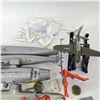 Image 2 : Assorted Model Kit/parts