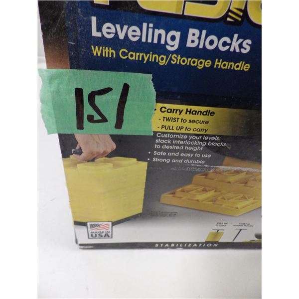 Trailer leveling blocks