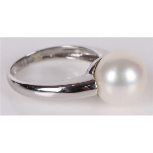 18K WHITE GOLD PEARL LADIES RING