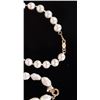 Image 2 : 10K YELLOW GOLD CLASPED WHITE PEARL NECKLACES