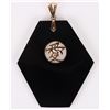Image 1 : 14K YELLOW GOLD ONYX CHINESE UNISEX PENDANT
