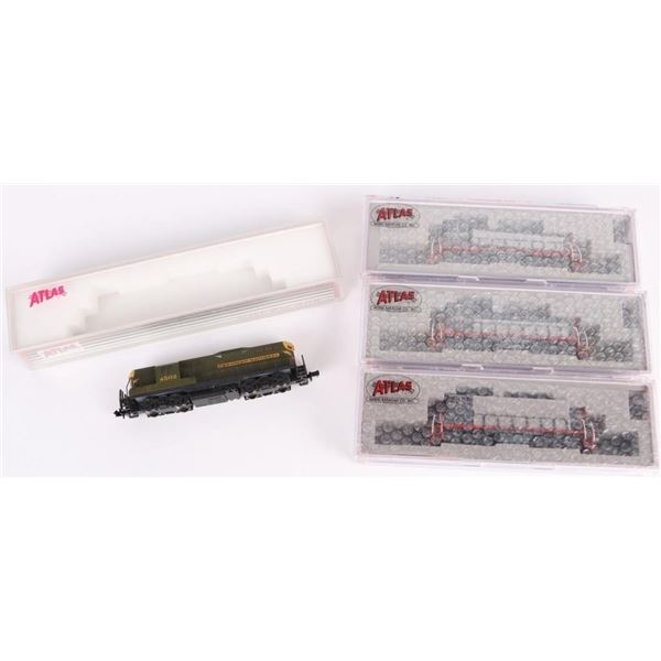 ATLAS N GAUGE MODEL LOCOMOTIVES IN BOX - (4)