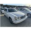 Image 2 : 1998 Mercedes-benz E-Class