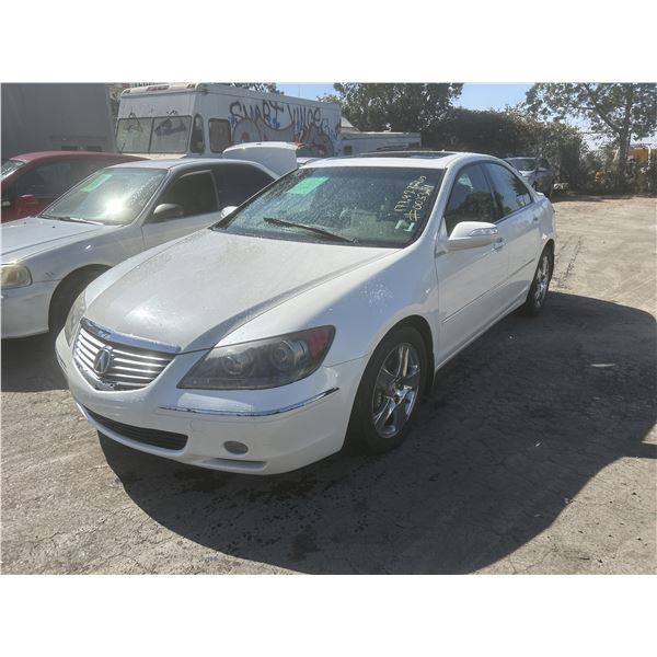 2005 Acura RL