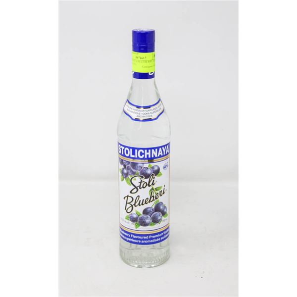 STOLICHNAYA BLUEBERRY VODKA (750 ML) 37.5%