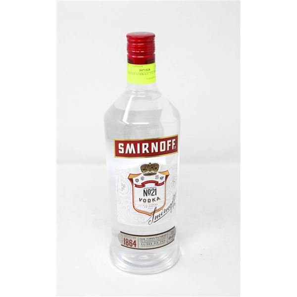 SMIRNOFF VODKA (1.75 L) 40%