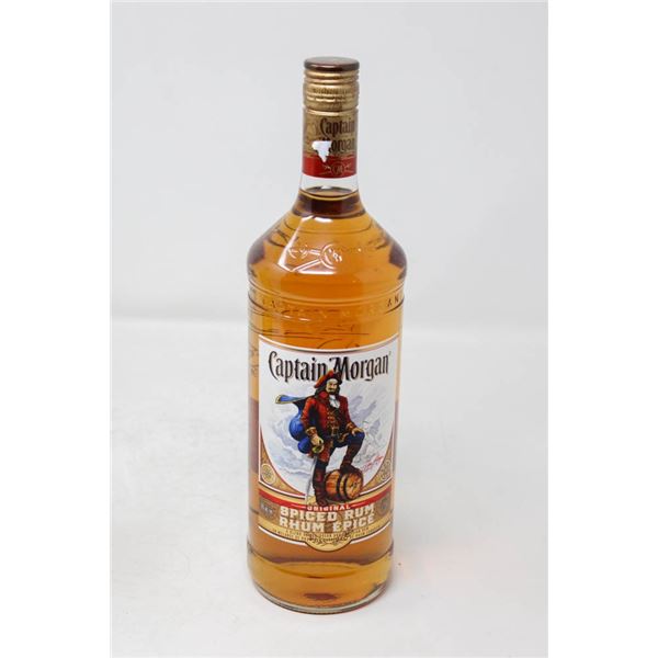 CAPTAINS MORGANS SPICED RUM 1.14L 35%
