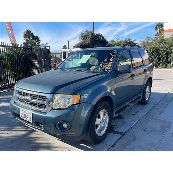 FORD ESCAPE 2011 SALV-T/DON-TMU- SMOG