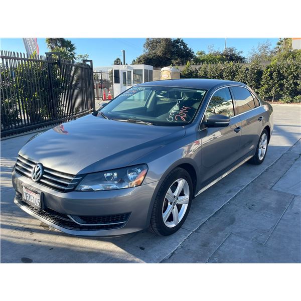 VOLK PASSAT 2014 T-DONATION