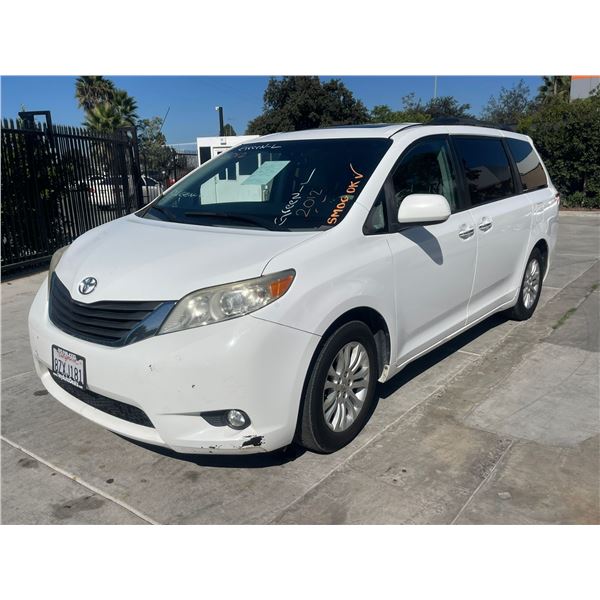TOYT SIENNA 2012 T-REPO-SMOG-2 DAYS