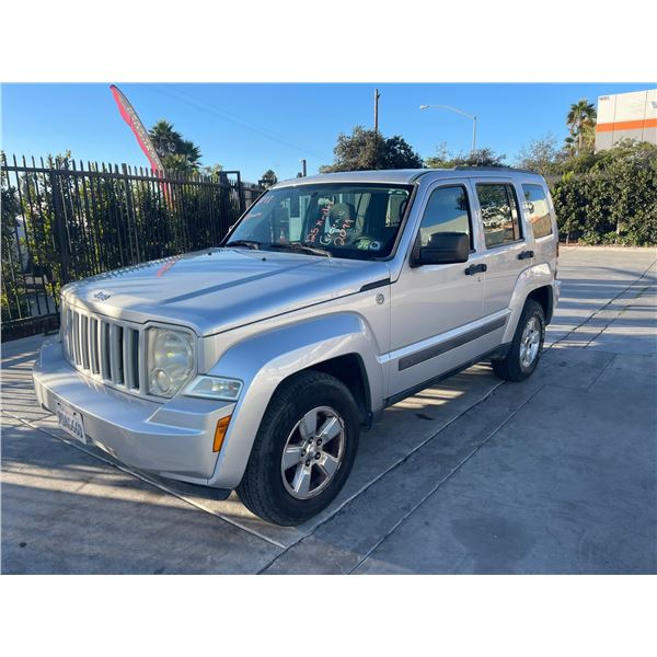 JEEP LIBERTY 2011 APP DUP/T -
