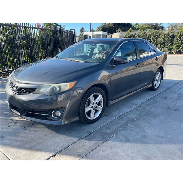 TOYT CAMRY 2012 T-DONATION
