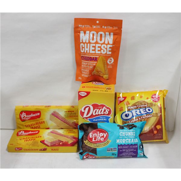 NEW FLAT OF MIXED CRUNCHY SNACKS