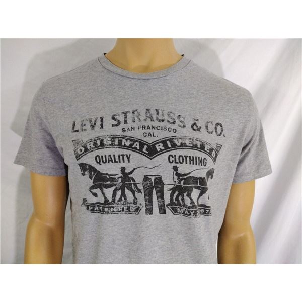 NEW LEVIS STRAUSS & CO ORIGINAL RIVETED LARGE