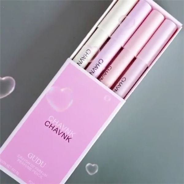 BRAND NEW 4 X 1.8 G CHAVNK GUDU PERFUME PENCILS