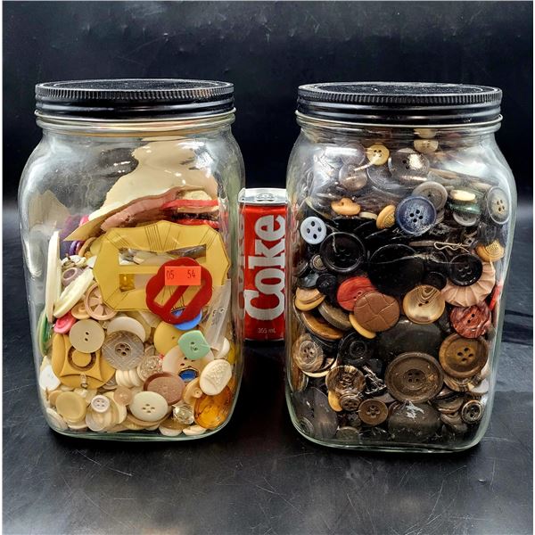 2 Jars of Buttons