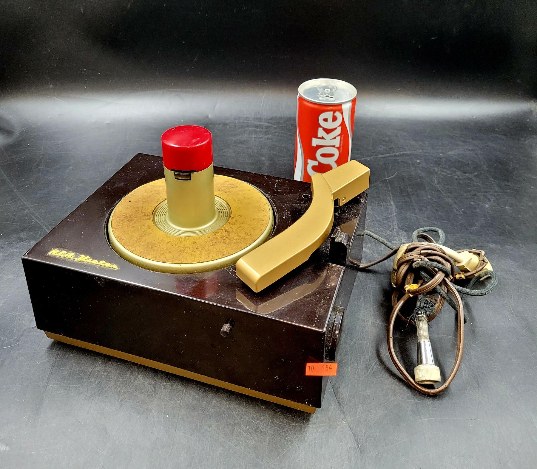 Vintage RCA Victor 45 RPM Record Player