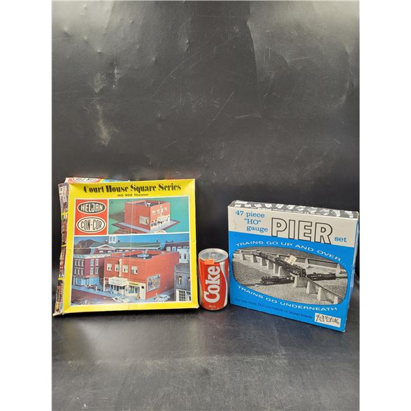 Model Railroad HO Court House & Pier