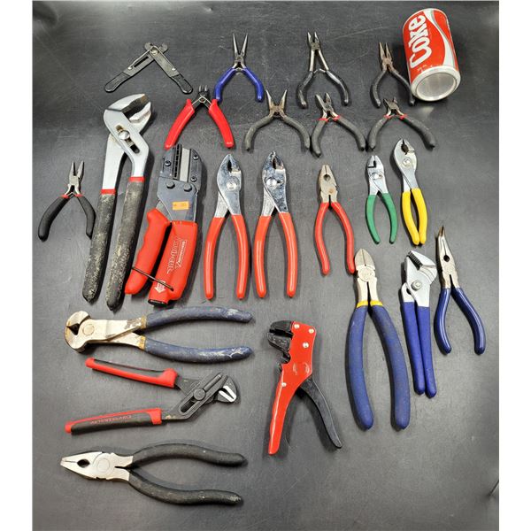 Pliers Lot