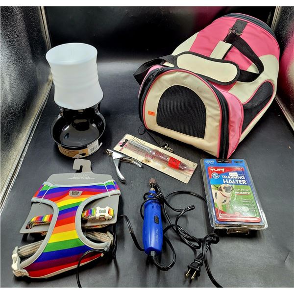 Pet Carrier & Supplies Lot