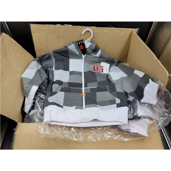 13Pcs B & L Zip-Up Sweater