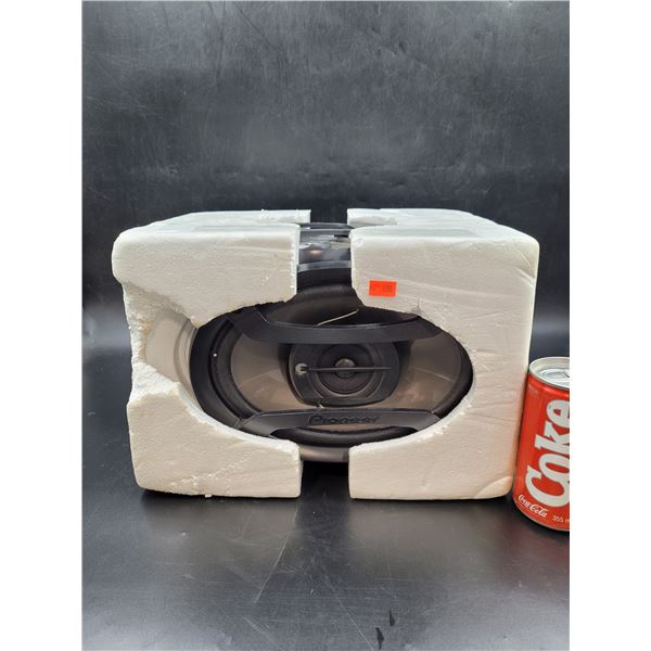 Set of 4 Pioneer Car Speakers