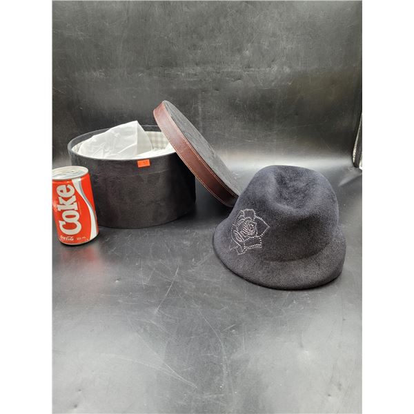 Cha-Cha's Ladies Hat in Box