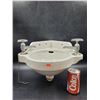 Image 1 : Antique Porcelain Sink