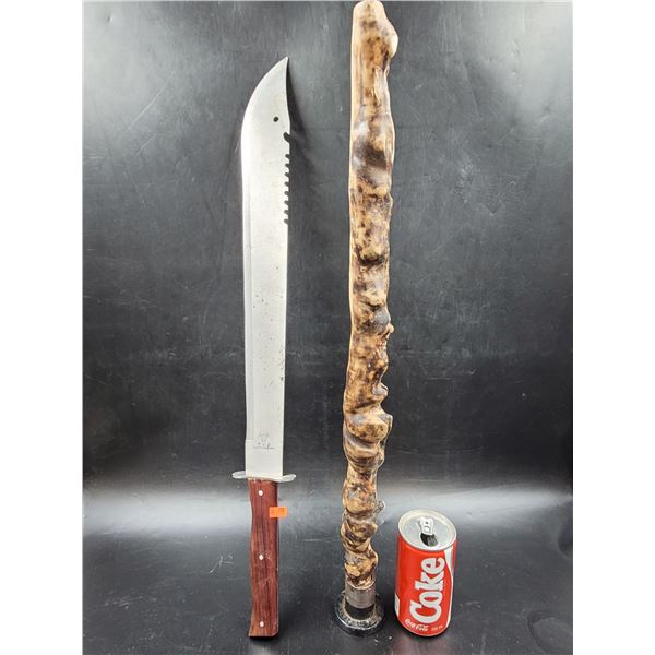 Cuarry Stones Knife & Hand Carved Knotty Wood Piece