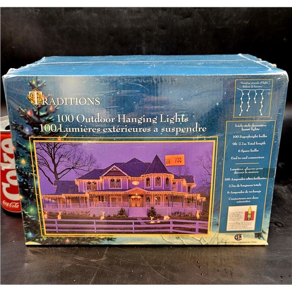 Traditions 100 Outdoor Hanging Christmas Lights
