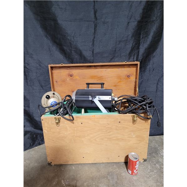 Wood Storage Box w/ Photogenic Speed-Lite & Strobasol Light