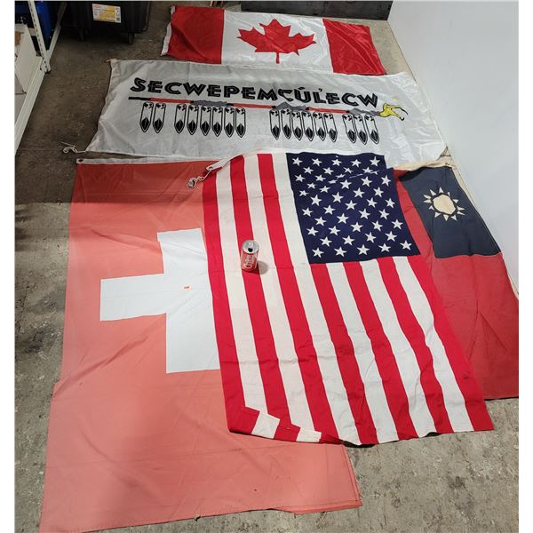 Flag Lot w/American Flag