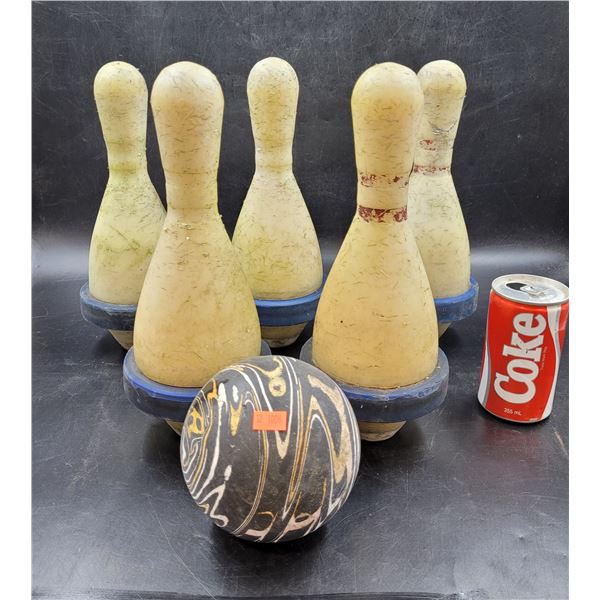 Vintage 5 Pin Bowling Set
