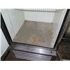 Image 8 : True T-23 Reach In Solid Swing Door Refrigerator