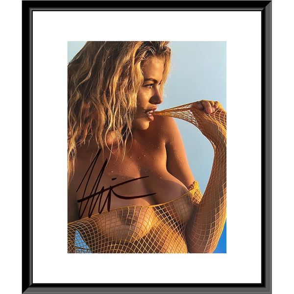 Sports Illustrated Swimsuit Model Hailey Clausen signed photo
