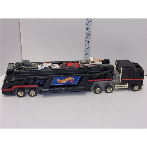 1986 Hot Wheels Car Hauler Loaded With 10 Vintage Cars