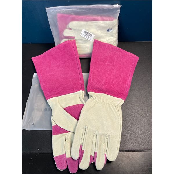 2 Packs of Durable Rose Pruning/Gardening Gloves - Brand New