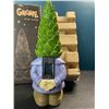 Image 2 : 1 Solar Gnome Garden Statue - 11 inch - Brand New