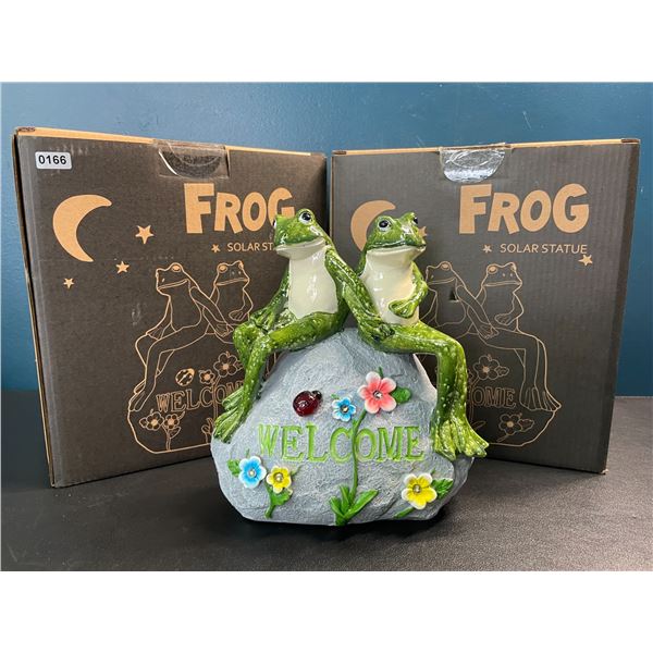 2 Frog Solar Statues - Perfect for Lawns, Gardens, Pathways - 8 inch - Brand New