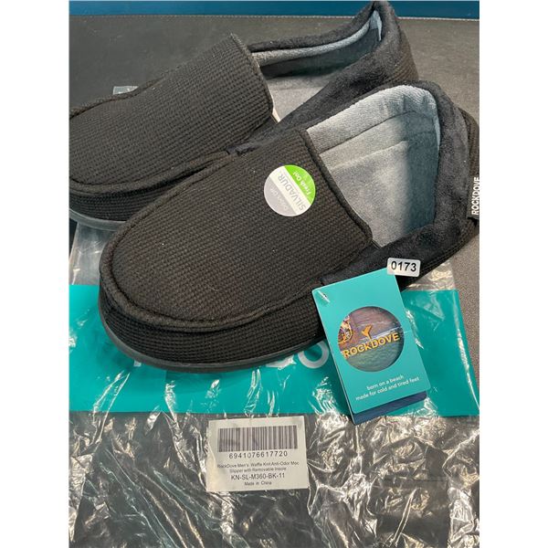 1 Pair of Men's Rock Dove Waffle Knit Anti-Odor Moc Slipper w/ Grip Bottom - New - Size 11
