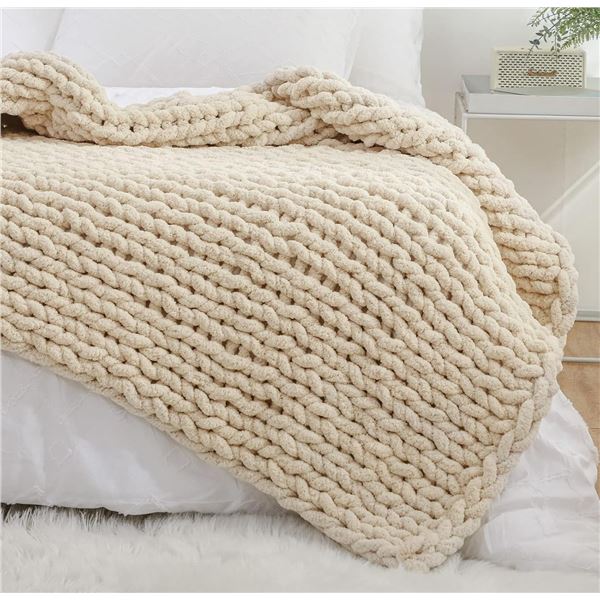 1 Jumbo Chunky Knit Loop Throw Blanket  51x63"