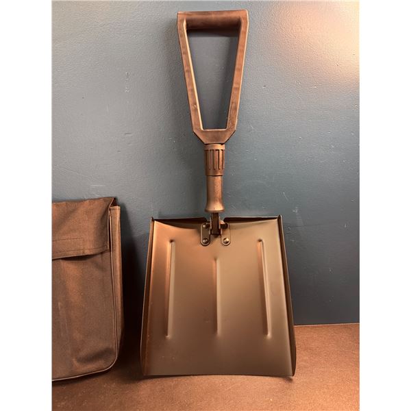1 Emergency Portable Snow Dig out Shovel with Carry Case