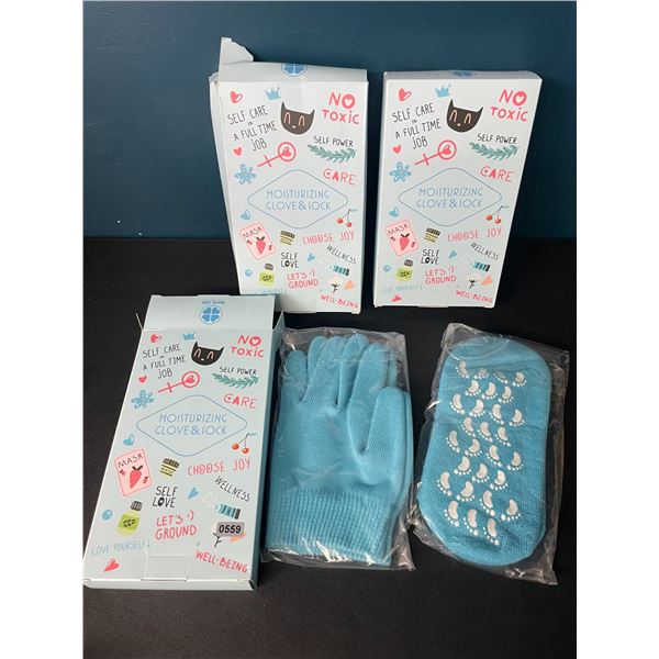 3 Packs of Gel Spa Moisturizing Therapy Socks and Gloves for Skincare - Brand New