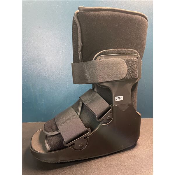 1 Air Walker Boot - Orthopaedic Medical Boot for Foot Injuries - Brand New - Size Medium