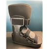 Image 2 : 1 Air Walker Boot - Orthopaedic Medical Boot for Foot Injuries - Brand New - Size Medium