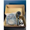 Image 1 : 1 High-Pressure Shower Head with Handle - 3 Spray Modes - Brand New