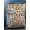 Image 2 : 1 Mizzeo Heated Plush Leopard Design Throw Blanket - 50 x 60" - Brand New! Great for Winter Time!